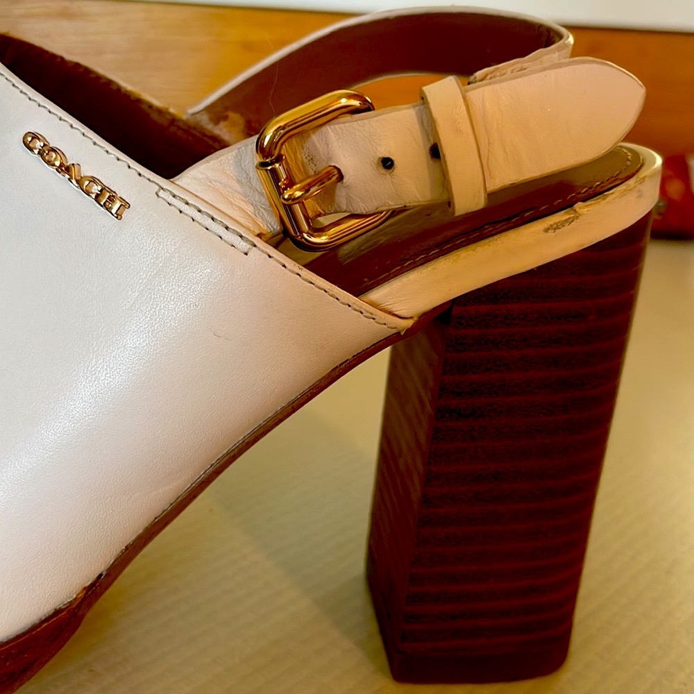 BY COACH WHITE 👠 HEELS! VERY COMFORTABLE!